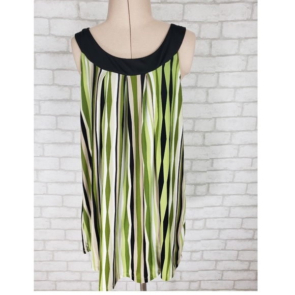 sleeveless professional attire